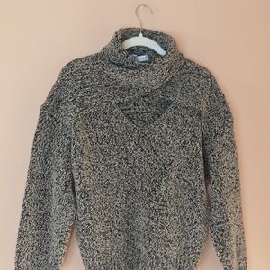 ZARA Chunky Cable Knit Sweater | Cut-Out Detail | Size M